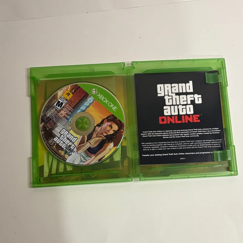Grand Theft Auto V for Xbox One - Green Case video game